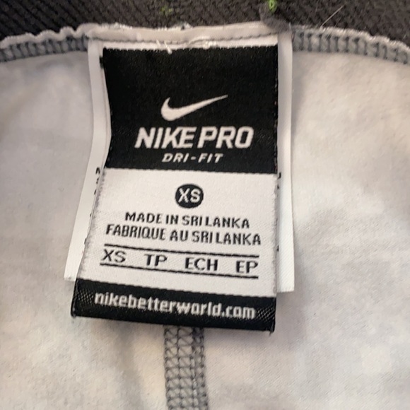 Women’s Nike Pro Dri-Fit Compression Polyester & Spandex Leggings XS - Picture 5 of 5
